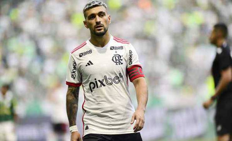 Flamengo vive preocupação com Arrascaeta e Pedro para jogo decisivo contra o Bolívar no Maracanã