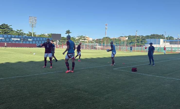 Ainda sem ser regularizado, Nuno Campos não comanda o Flamengo contra o Vasco no sub-20