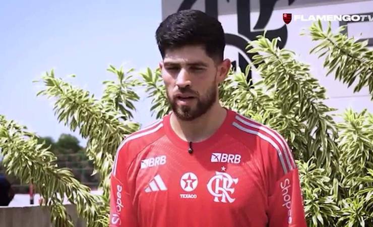 Rossi prevê jogo de estreia do Flamengo na Libertadores parecido com semifinal carioca contra Vasco