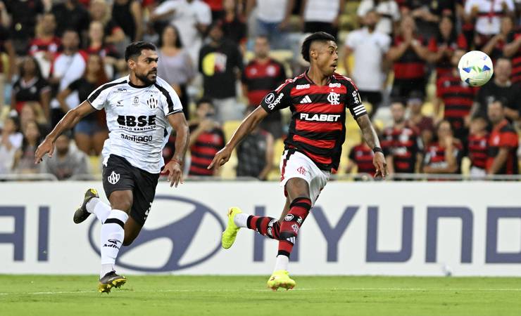 Análise: Flamengo repete erros e precisa corrigir problema crônico para não colocar temporada em xeque