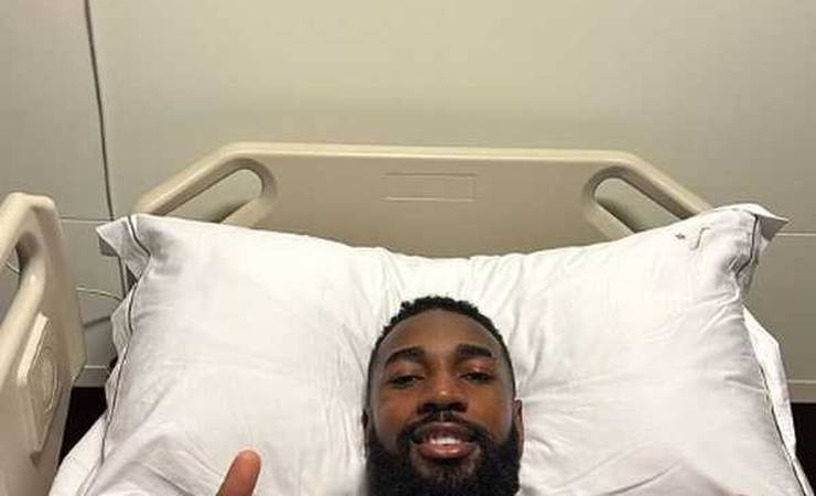 Gerson, do Flamengo, posta após cirurgia no rim: "Tudo certo"