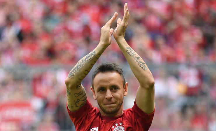 Rafinha e mais quem? Veja quais jogadores já passaram por Flamengo e Bayern
