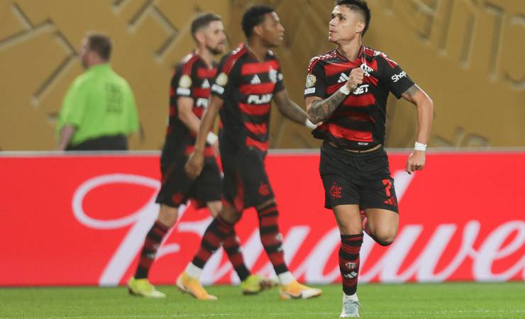 Análise: Flamengo faz valer abismo técnico e tira peso das costas para o jogão contra o Chelsea