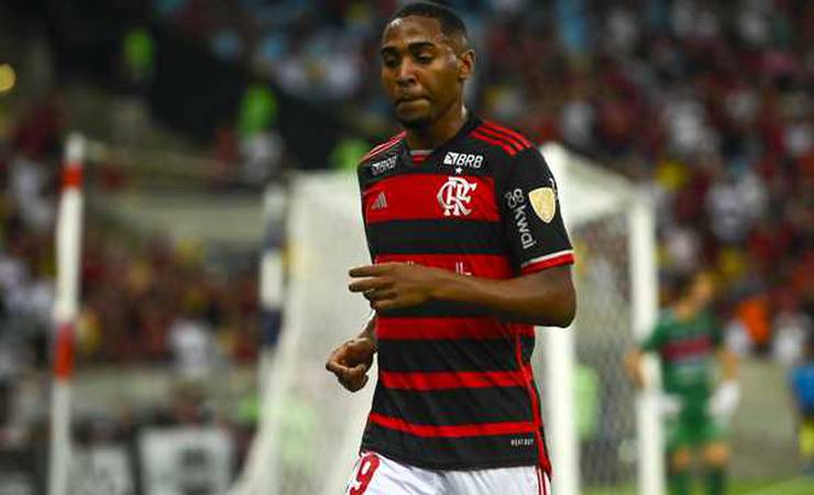 Garçom na base e no profissional, Lorran cresce no Flamengo: "Boas histórias na Libertadores"