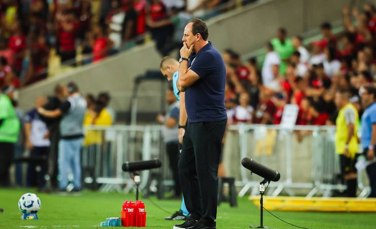 Rogério Ceni explica time misto e lamenta tabu contra o Flamengo: "Incomoda bastante"
