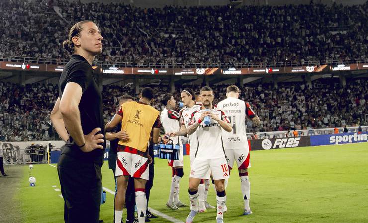 Flamengo deixou para resolver vida na última rodada da Libertadores em três dos últimos seis anos