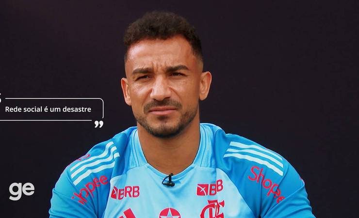 Danilo reflete sobre carreira no Flamengo e critica redes sociais como 'desastre'