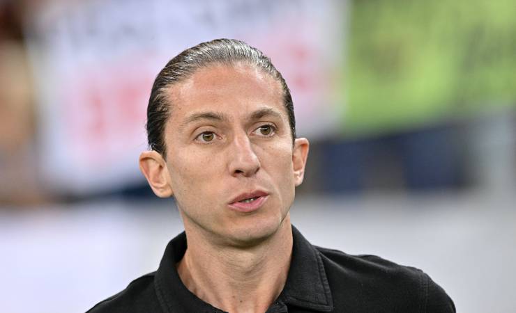 Filipe Luís cita calendário para ausência de Arrascaeta no Flamengo: "Menos de 72 horas para descansar"