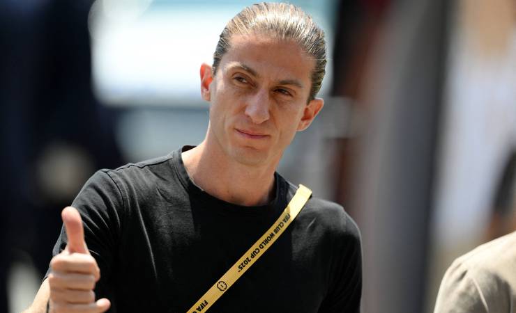 Filipe Luís se diz orgulhoso com vitória do Flamengo: "Após o erro, o time não parou de jogar"