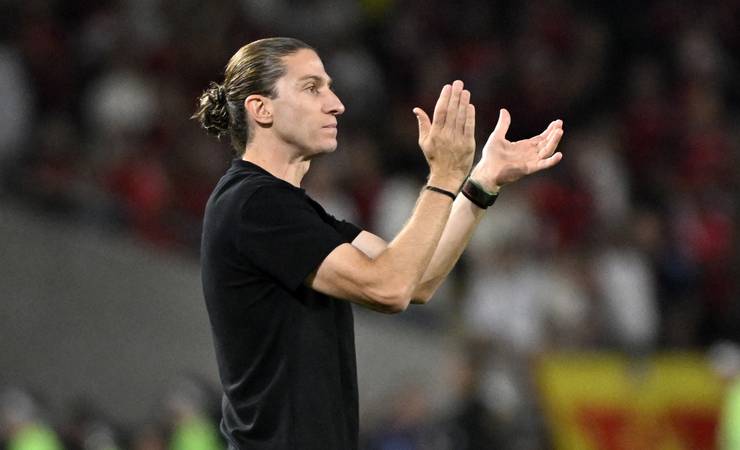 Filipe Luís registra a melhor média defensiva do Flamengo em 10 anos com 0,57 gols sofridos por jogo
