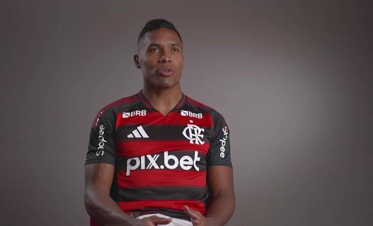 Alex Sandro, do Flamengo, valoriza teste de força contra europeus no Mundial: "Grande chance"