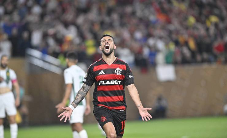 Arrascaeta diz que Flamengo deixou ansiedade para trás e vê jogo com o Chelsea "como uma final"