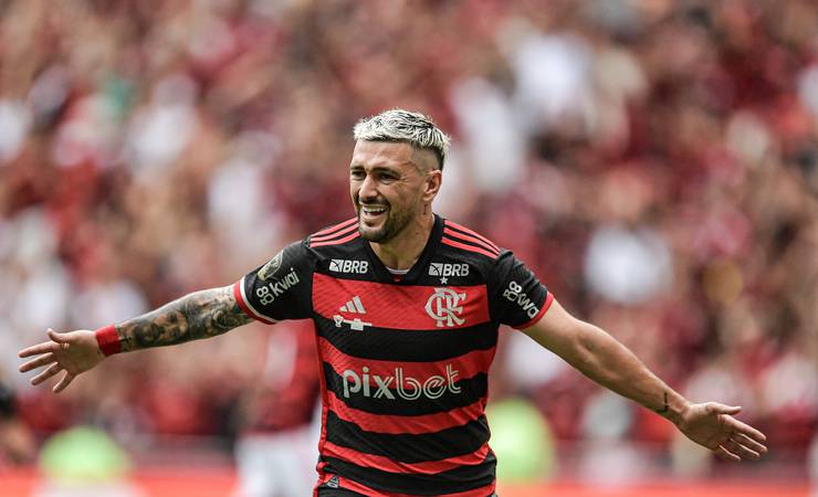 Arrascaeta completa 300 jogos pelo Flamengo neste sábado; veja 10 partidas marcantes do camisa 10