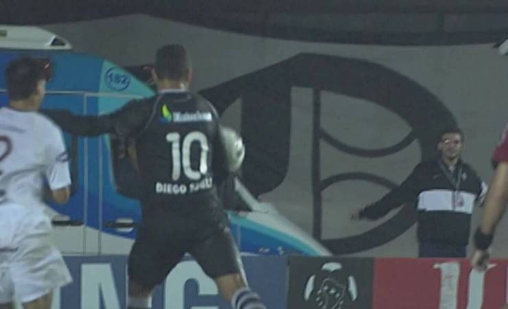 40 anos de Diego Souza: veja o top-10 golaços da carreira e eleja o mais bonito