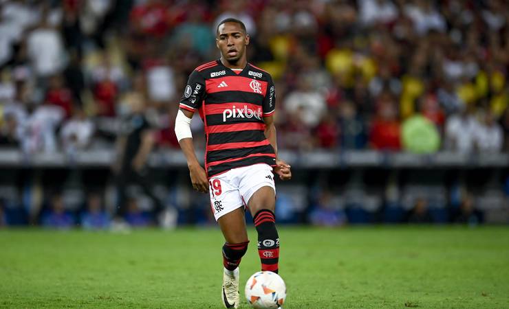 Entenda por que o Flamengo não vai mais negociar Lorran nesta janela
