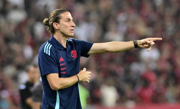Filipe Luís reprova Wesley e vê "vitória artística" do Flamengo contra o Vasco