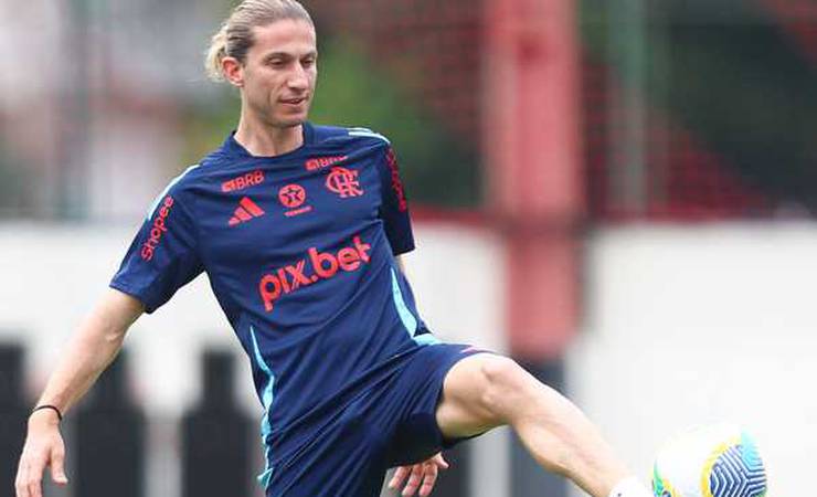 Escalação do Flamengo: Filipe Luís faz mistério e mantém dúvida sobre substituto de De la Cruz