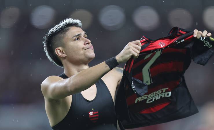 Flamengo diz que recebeu proposta para trocar Luiz Araújo por Matheus Pereira, do Cruzeiro