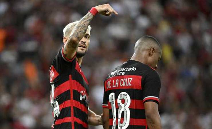 Mapas mostram De la Cruz onipresente em goleada do Flamengo, e Arrascaeta se empolga: "Joga pra c..."