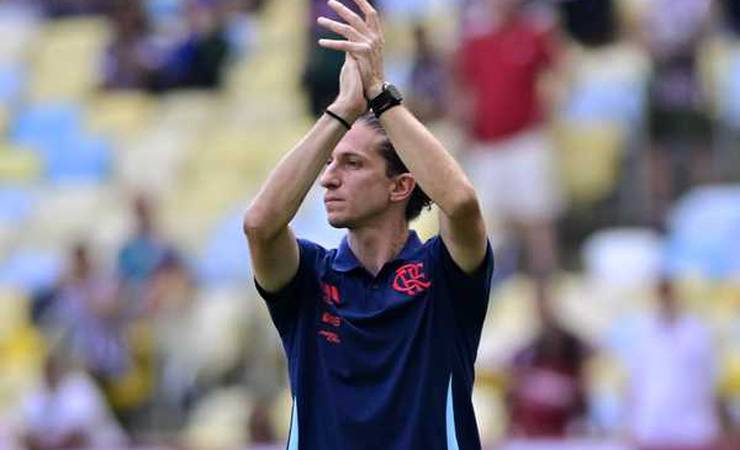 Filipe Luís diz que Fluminense "não tem o peso do Flamengo de ter que se impor"