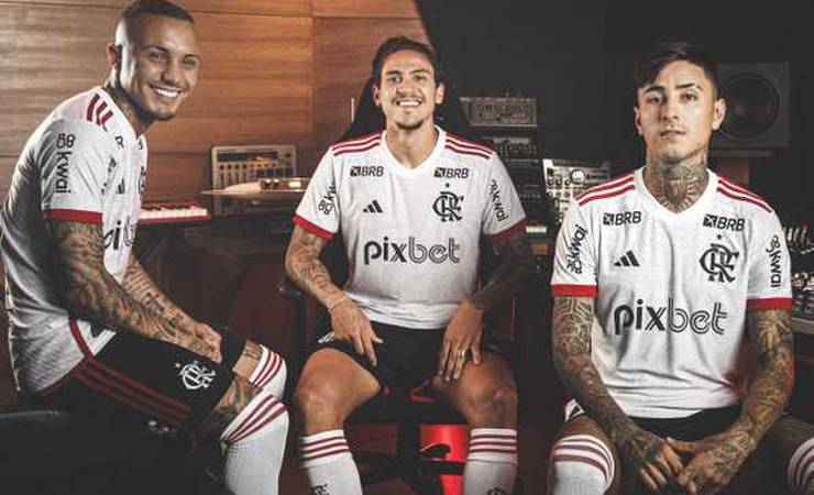 Com Pedro, Pulgar e Cebolinha de modelos, Flamengo lança novo uniforme 2; veja ensaio