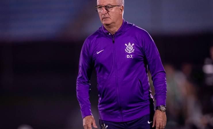 Dorival alerta para dificuldades no Uruguai e pede paciência com o Corinthians: "Estamos no processo"