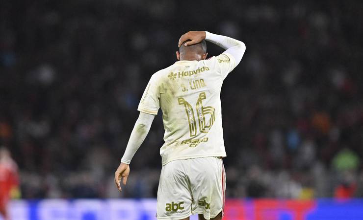 Samuel Lino lamenta gol anulado em estreia pelo Flamengo: "Hoje não pôde ser"