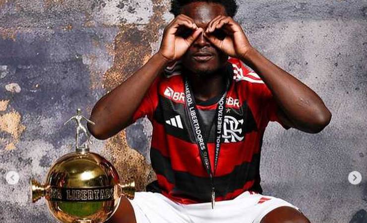 Shola celebra título pelo Flamengo, adaptação e destaca Bruno Henrique: "O 27 é alto e veloz"