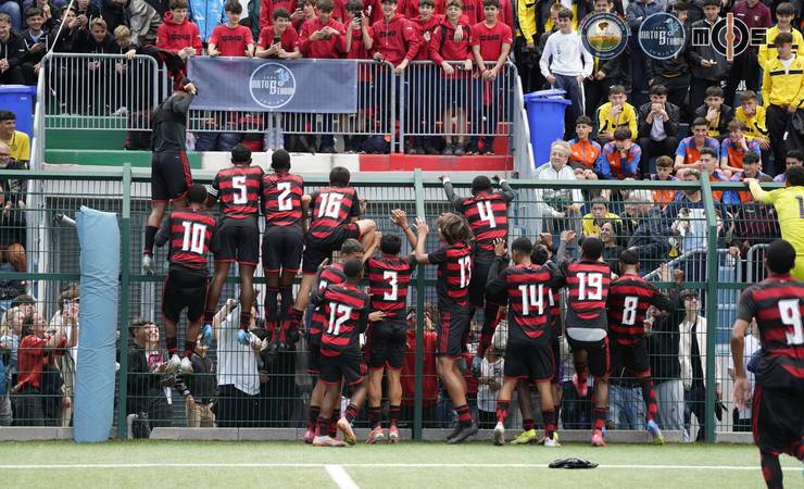 Flamengo sub-15 vence o Manchester City e conquista título internacional na Itália