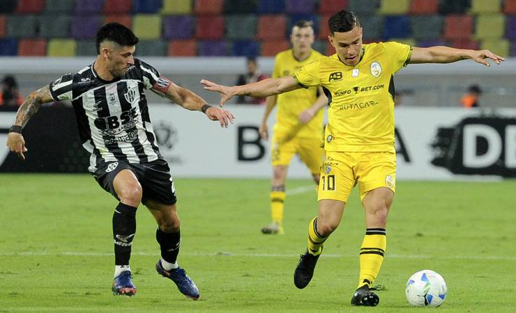 Táchira x Central Córdoba no grupo do Flamengo na Libertadores: onde assistir e horário