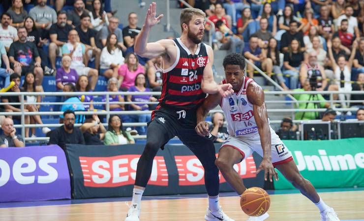 Flamengo vence Franca no Pedrocão e abre 1 a 0 na semifinal do NBB