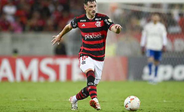Pedido de Tite, Viña cresce e será titular pela primeira vez em clássicos pelo Flamengo