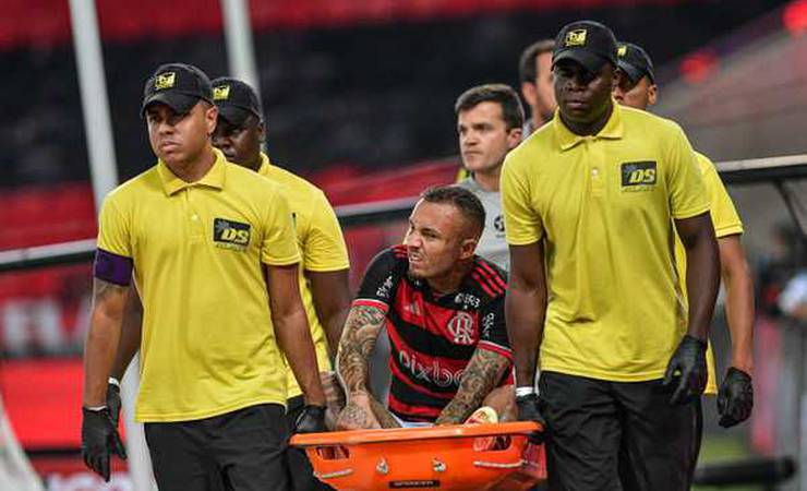 Everton Cebolinha não tem lesão, mas é figura praticamente descartada para Palmeiras x Flamengo