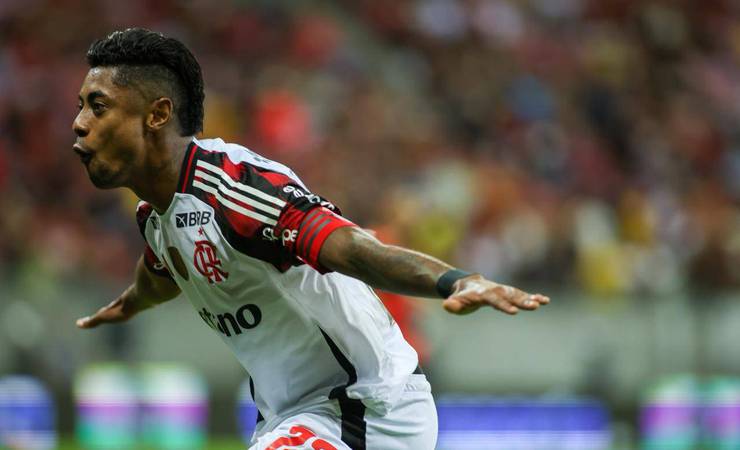 Bruno Henrique brilha em campo e Flamengo foca na vitória contra o Fluminense