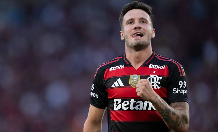 Saúl se destaca no Flamengo com assistência e conquista torcida em menos de 10 jogos