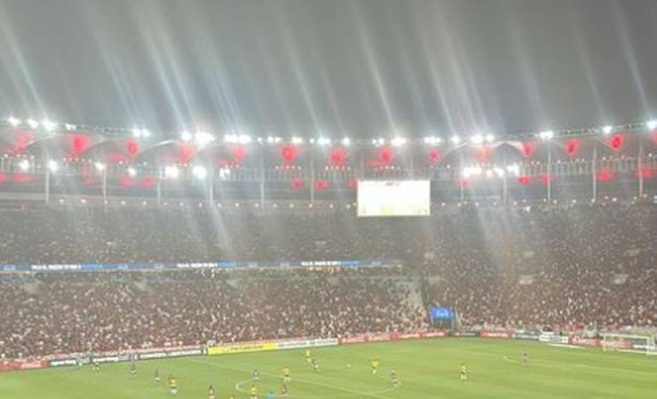 Denunciado na Inglaterra, Paquetá vai ao Maracanã apoiar o Flamengo na Libertadores