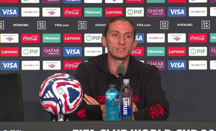 Filipe Luís segue os passos de Carpegiani no Flamengo e tem chance de repetir feito mundial