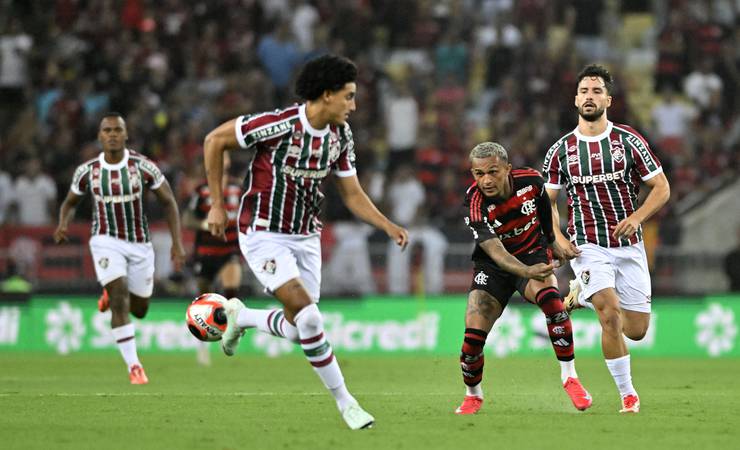 Torcida do Flamengo esgota ingressos para final contra o Fluminense; veja parcial