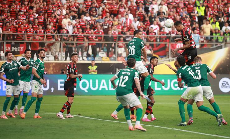 Danilo reflete sobre gol do título da Libertadores e destaca trabalho em equipe
