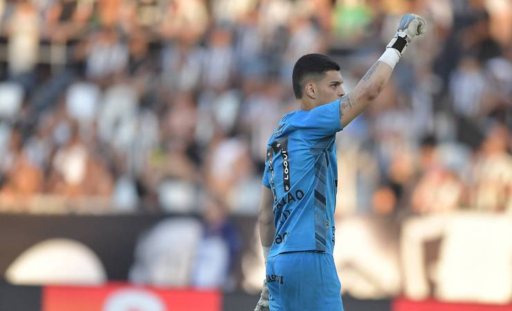 Flamengo mira Gabriel Brazão como prioridade após saída de Matheus Cunha