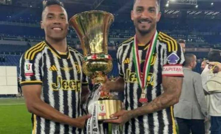 A caminho do Flamengo, Danilo vai reeditar dupla de nove anos e oito títulos com Alex Sandro; veja