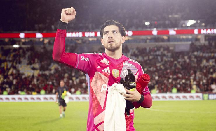 Destaque contra o Mirassol, Rossi mira renovação em meio à busca do Flamengo por goleiro reserva