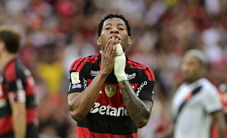 Flamengo aguarda retorno de Plata em Dubai antes do jogo contra o Remo