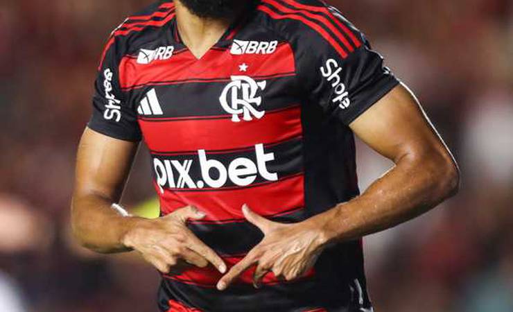 Juninho marca primeiro gol pelo Flamengo e explica comemoração; veja o vídeo