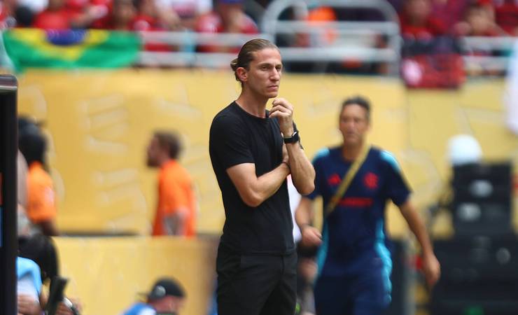 Filipe Luís resume derrota do Flamengo para o Bayern: "É um time superior a nós, simples assim"