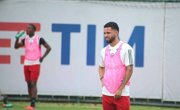 Zé Welinton, do Flamengo, recusa proposta de clube da Albânia