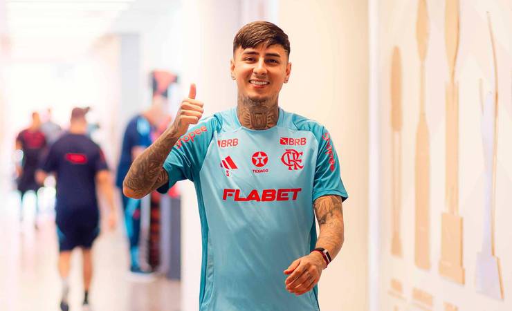 Pulgar avança na recuperação e pode voltar aos treinos pelo Flamengo em setembro