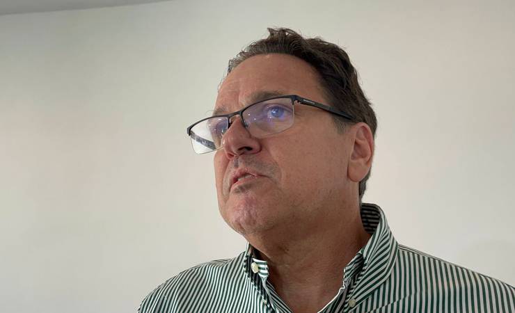 Dunshee é indiciado por calúnia e difamação contra Bandeira de Mello, ex-presidente do Flamengo