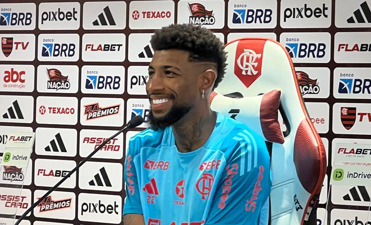 Emerson Royal é apresentado no Flamengo e diz que ainda precisa de adaptação: "Ansiedade está a mil"