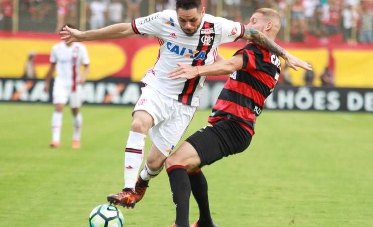 Diego Ribas aponta importância de jogo contra o Vitória em 2017: "Consolidação de um Flamengo campeão"